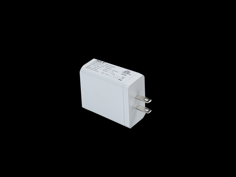  D14 QC18W+PD20W充電器 美規
